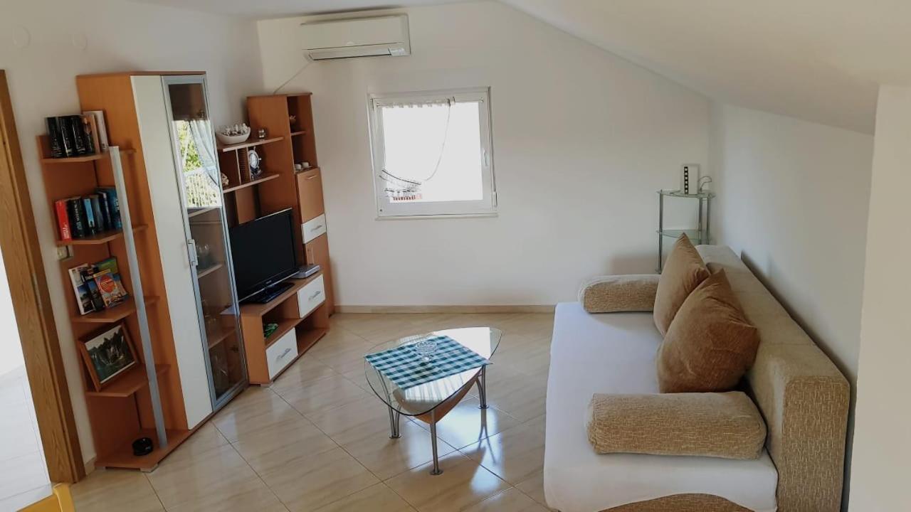 Apartment Mary Sukošan エクステリア 写真